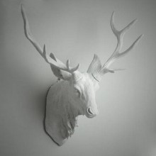 НАСТЕННАЯ СКУЛЬПТУРА "ОЛЕНЬ II" WHITE