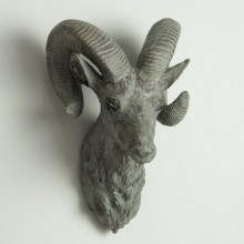НАСТЕННАЯ СКУЛЬПТУРА "СНЕЖНЫЙ БАРАН" GREY