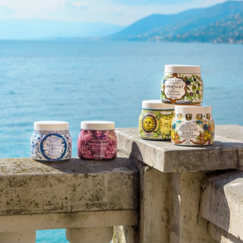 УВЛАЖНЯЮЩИЙ КРЕМ ДЛЯ ТЕЛА AMALFI PEONY / ПИОН АМАЛЬФИ 450МЛ.