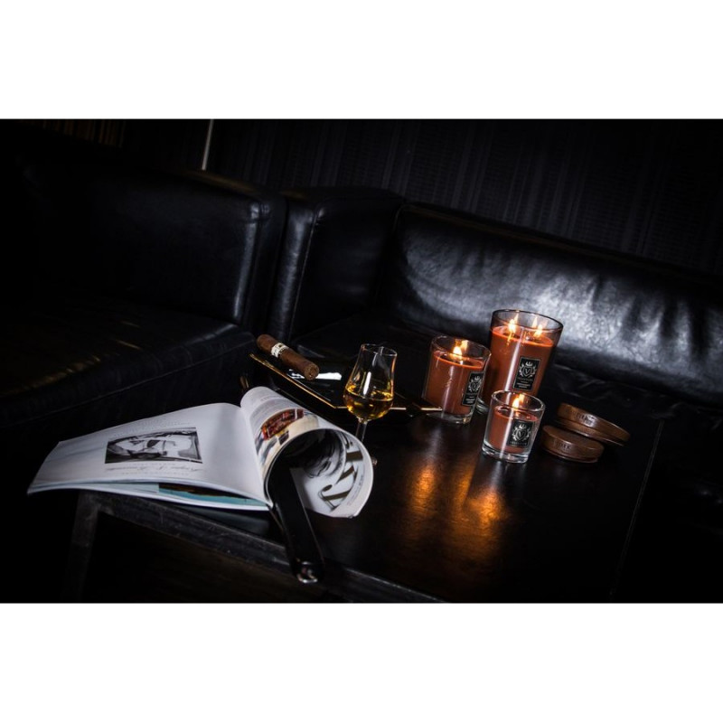 АРОМАТИЧЕСКАЯ СВЕЧА GENTLEMEN´S LOUNGE / КЛУБ ДЖЕНТЛЬМЕНОВ, 90 ГР.